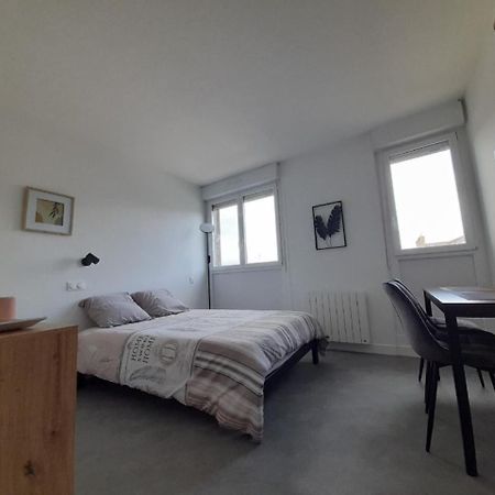 Residence Du Leon Landivisiau Εξωτερικό φωτογραφία