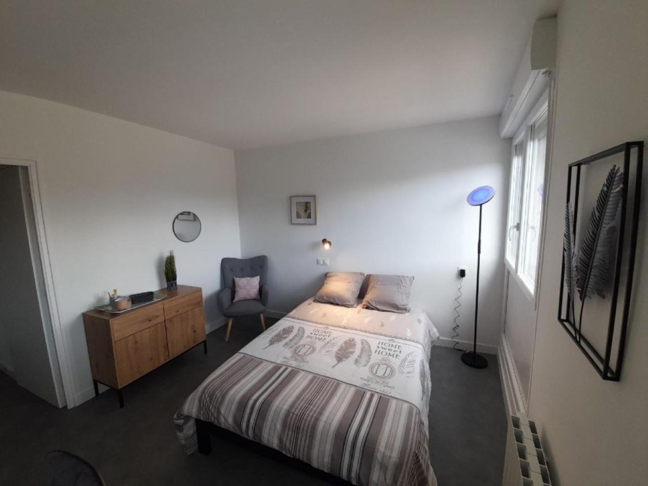 Residence Du Leon Landivisiau Εξωτερικό φωτογραφία